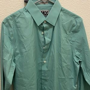 One mx dress shirt size medium